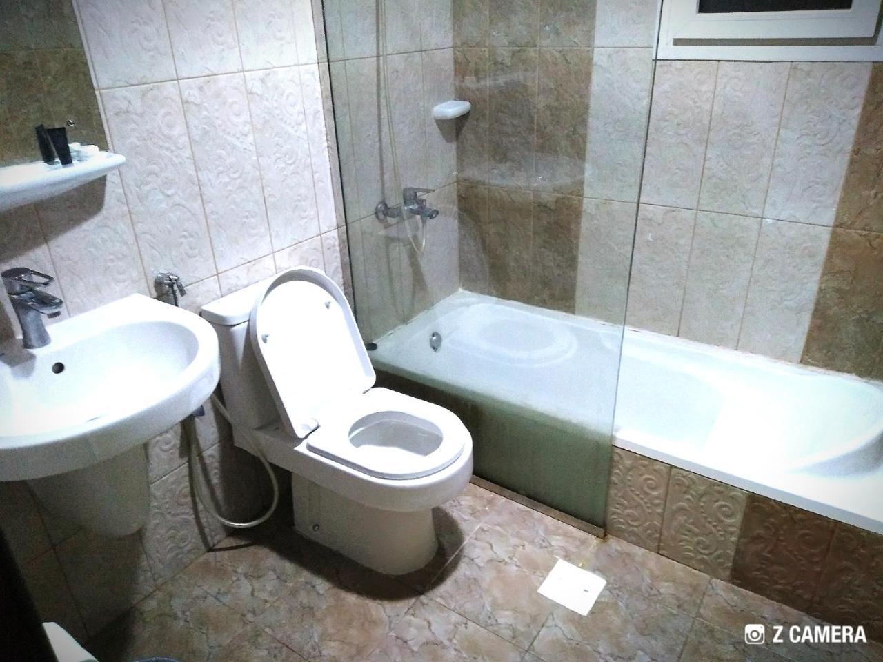 Al Mabila Hotel Сиб Екстериор снимка